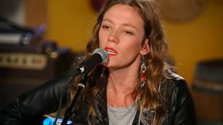 Kelley Mickwee &quot;Take Me Home&quot; Acoustic Motel Performance