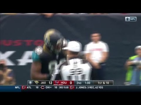 09/10/2017 - week 1 - Calais Campbell celebrates Savage take down