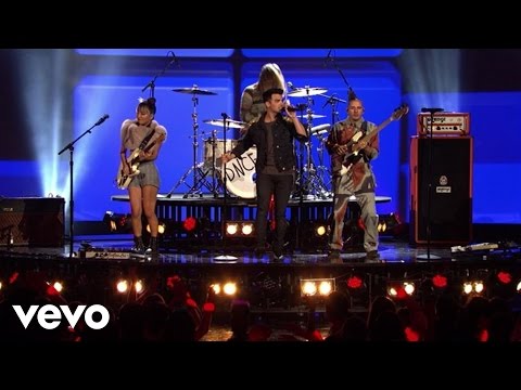 DNCE - Cake By The Ocean (Live From The 2016 Radio Disney Music Awards)