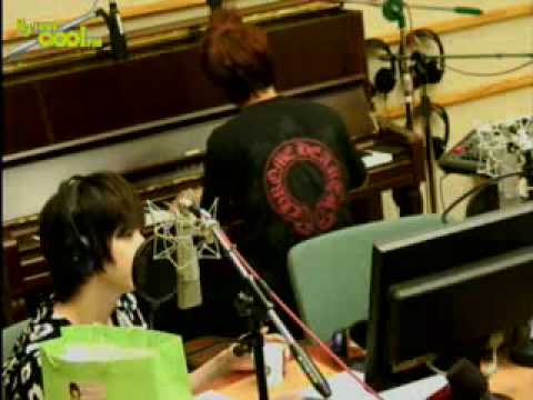100705 sukira Seungho playing the piano