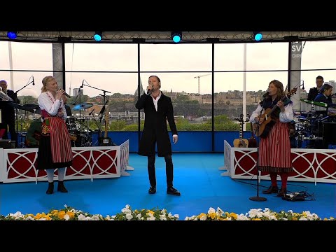 Good Harvest & Björn Dixgård - En Vänlig Grönskas Rika Dräkt (Live Nationaldagen 2020, Skansen)