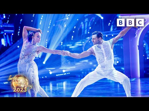 Ellie Leach and Vito Coppola Showdance to Jennifer Lopez Megamix ✨ BBC Strictly 2023