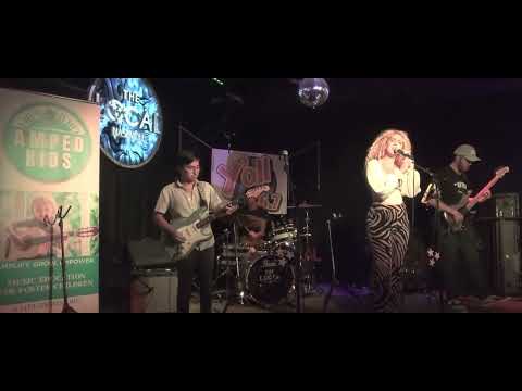 Romeo & Juliet, Who? ~ CJ Fam