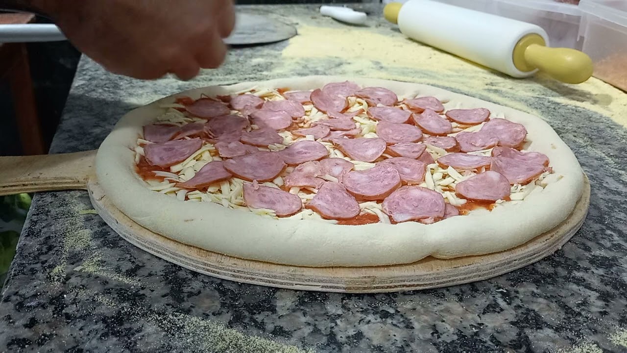 Montando Pizza De Calabresa | a Pizza Mais Vendida Do Nosso Delivery   |Forno Bonari