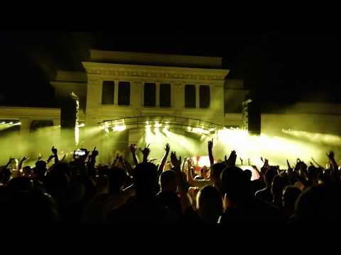 Markus Schulz playing Paul Oakenfold - Southern sun @ Untold festival 2018