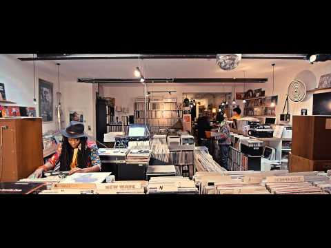 Akua Naru - "Seraphim" feat. Fetsum (Official Video)