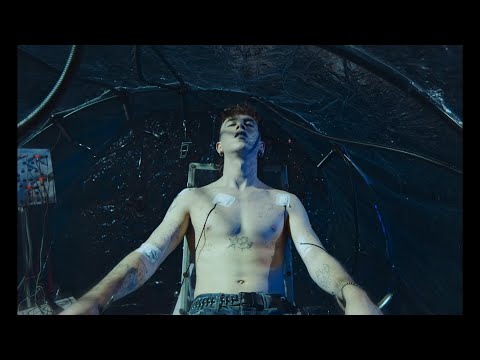 Walls - Cuesta Arriba (Videoclip Oficial)