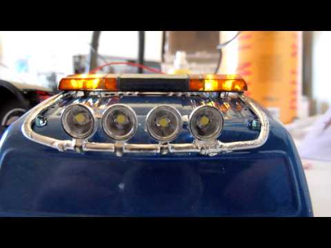 Positionslichter und Warnlichtbalken für den Volvo Viking