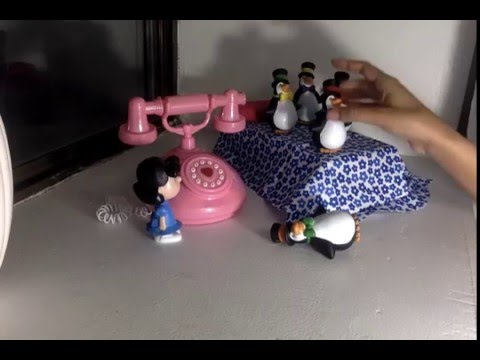 Children, Kids and Toddler Songs/ Five Little Penguins jumping on the bed