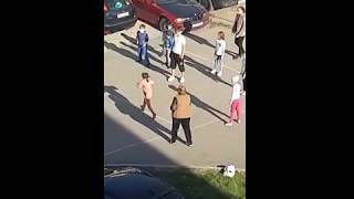 VIDEO: Stare de urgență, dar nu pentru toată lumea - În Terezian copiii se joacă în spatele blocului 1 video