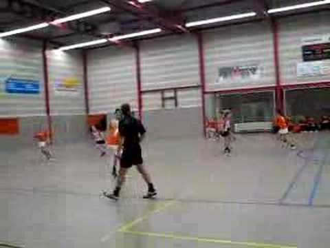 Blok Manon  NK tegen Mia!! :d