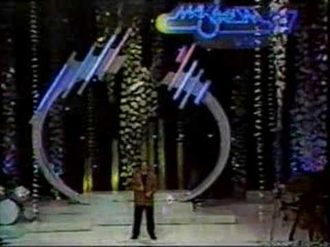 Makfest '87 Proglasuvanje na pobednikot Trajce Manev OSAMEN