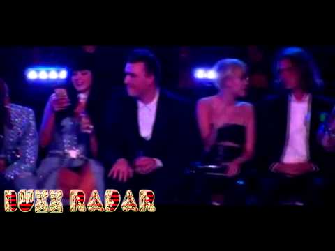 Miley Cyrus katy Perry and Sam Smith  during VMA !
