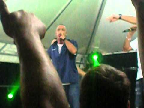 Sud Sound System Bisogno d'amore (live Bastia Umbra 29/09/12)