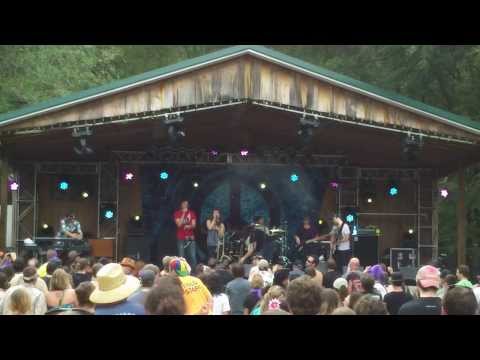 Bear Creek 2013: Jennifer Hartswick Band 