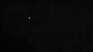 preview picture of video 'UFO Redhill Surrey 15th Aug 2010'