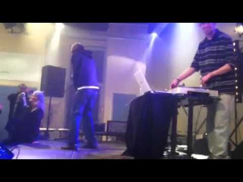 Ras Naâman & Fatbabs - Never Get Back LIVE GRANVILLE