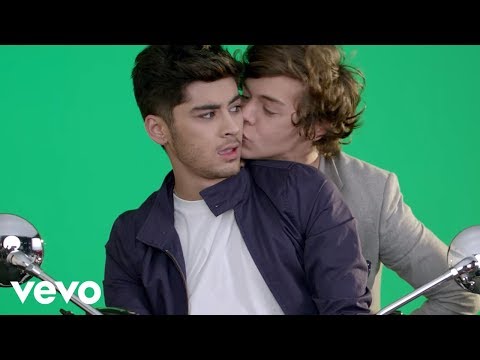 One Direction - Kiss You (Alt. Version)