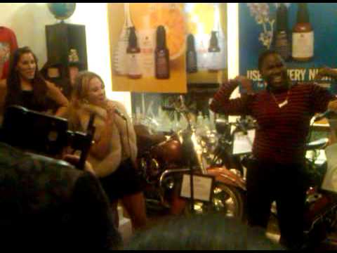 Adrienne singing Single Ladies on FNO