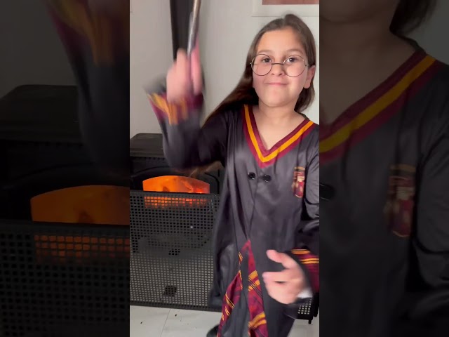 Vídeo relacionado con Eoixuqba Disfraces Divertidos - Ropa de Cosplay Cuaderno y Lápiz | Disfraz De Carnaval | Para Eventos Escolares, Fiestas, Actividades De Juego De Roles Y Fotografía Temática