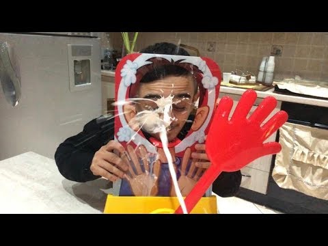 Gaetanino - Torta in faccia ai nonni