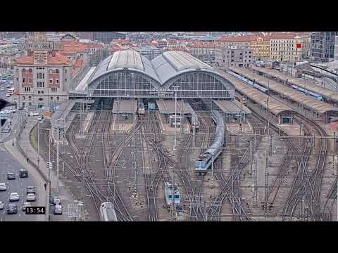 Hlášení Praha hl.n. - Mezistátní EC 354+Os 9942 + Os 8841 + Mezistátní EC 91335 + Zpoždění, 7.4.2022