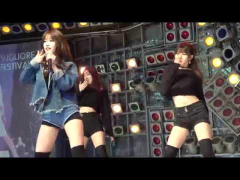 가수 나라(Nara)  Jealousy 동대문 밀리오레 야외특설무대공연