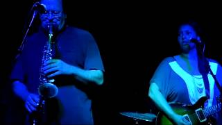 Kelly Jo Connect  'New Song 42' live at Smiley