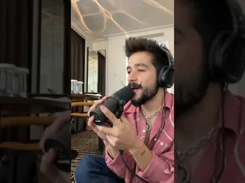 Así es como Camilo Graba sus canciones junto a evaluna