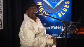 Lucky Peterson perform "Been So Long" on CBC Radio's Saturday Night Blues