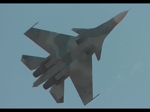 MAKS MAKC 2015, SUKHOI SU-30SM AMAZING DISPLAY! EXTREME CLOSE UP!