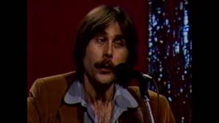 Hudson & Nelson play 'Don't It Make You Want to Dance' by Rusty Wier