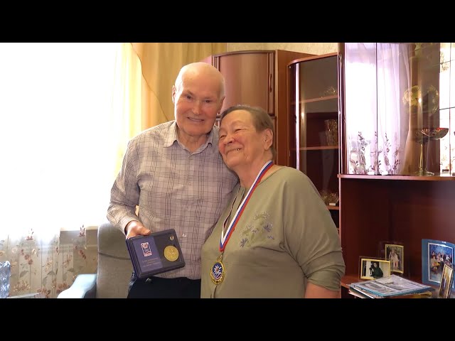 День любви, семьи и верности. Семью Крушенковых поздравили с предстоящим праздником