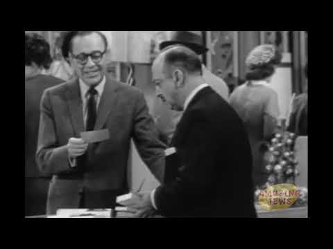 Jack Benny Abuses Mel Blanc (Jack Benny Show - Christmas Shopping, 1957)