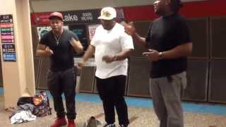 &quot;My girl&quot; cover of Temptations on a Chicago subway station