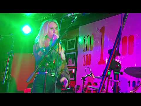 Laura Evans live at The 100 club 23/1/2022