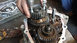 Download lagu amazing process of the repairing Toyota GLi gearbox repairing#Toyta#gearbox mp3