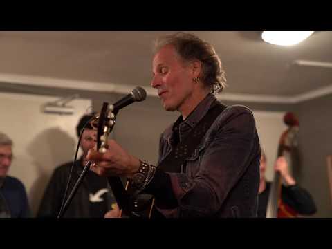 Brooks Williams & The Talking Blues House Band - Mercury Blues [K.C. Douglas]