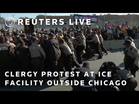 LIVE: Clergy protest at ICE facility outside Chicago