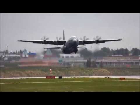 Hercules C-130 at YYC.