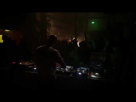 PIXL 001 | Michael Sembello - Maniac (crowd capture) | 1983