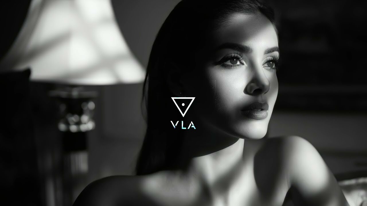 V A E L O R A  - We Re Moving as One