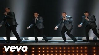 Human Nature - Ain&#39;t No Mountain High Enough (Live)