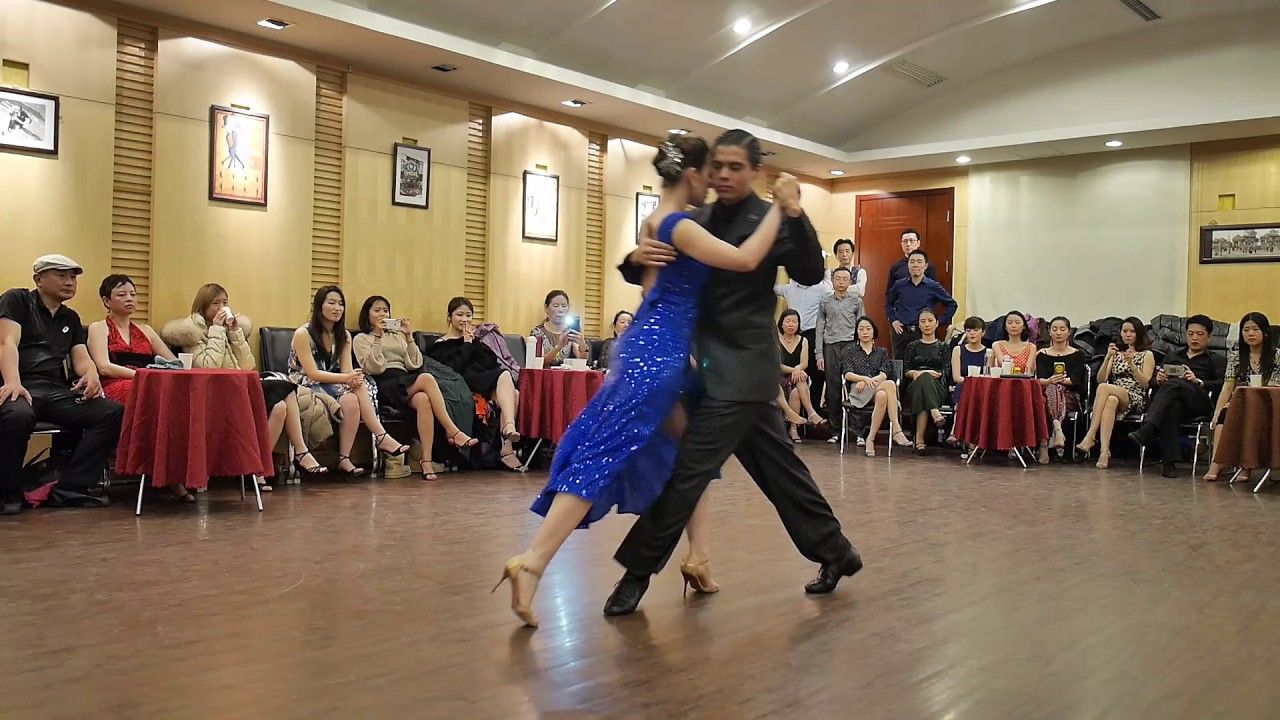 Video thumbnail for Fernanda Grosso y Alejandro Ferreyra - Garras (Beijing 2017)