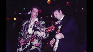 Chris Isaak and Silvertone performing &quot;Fade Away&quot; (audio from 1987)
