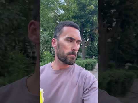 Решил в жару поесть мороженое 😂#юмор