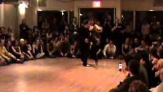 Gustavo Naviera y Giselle Anne improvised at Dancesport on 2010/11/27
