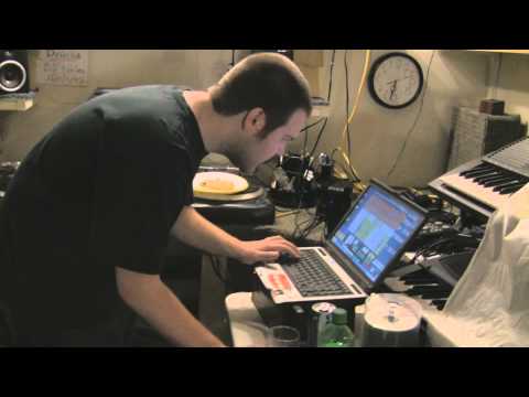 Dr. iLL working on a beat