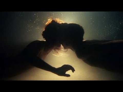 Isabel Higuero – Goes Around (OST "Сладкая Жизнь")