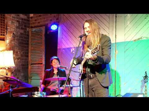 Karl S Williams & Sally Wiggins - Araluen